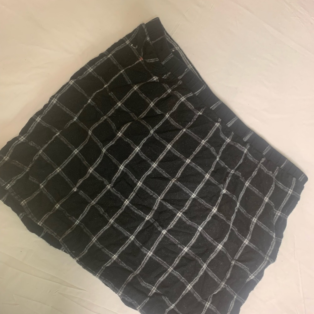 Old navy. Plaid skirt.